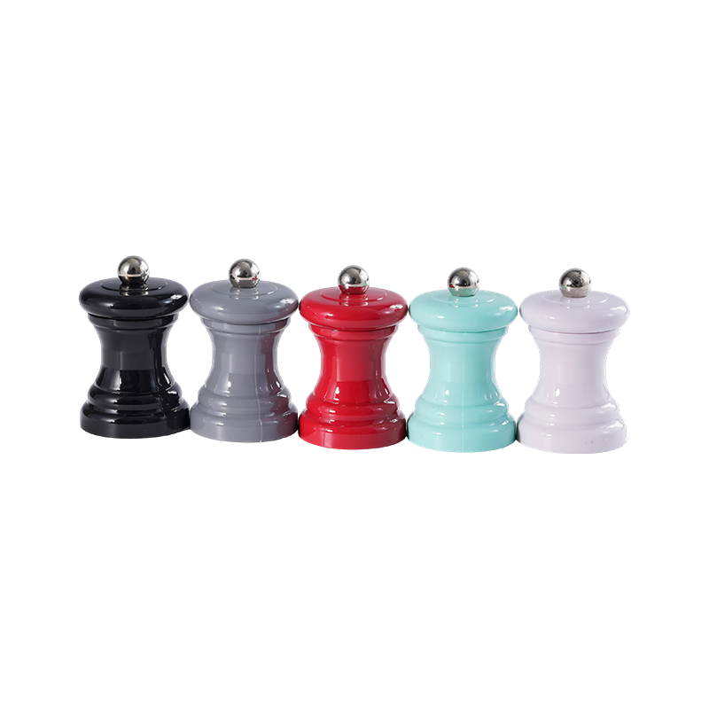 Adjustable plastic manual pepper grinder